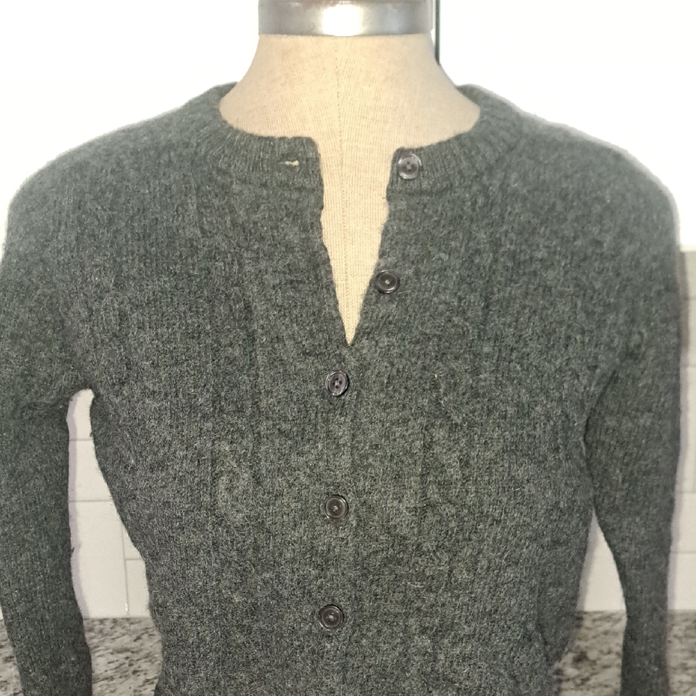 GAP Gray Cable Knit Button Front Cardigan